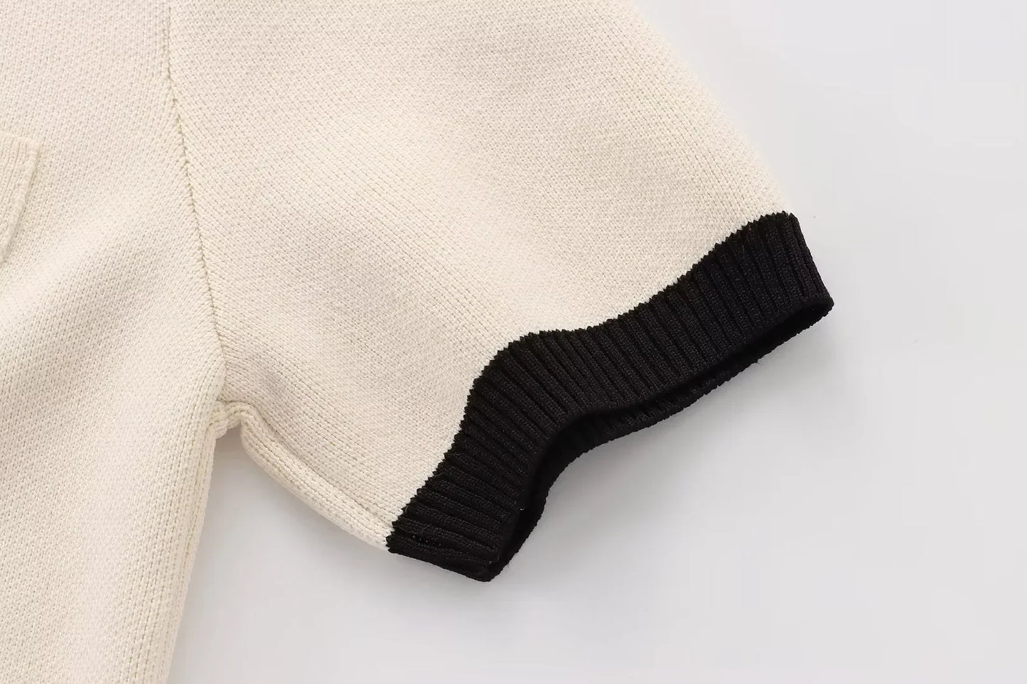 Cardigan Corto Tricotato